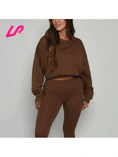 Stay comfy and stylish in our plain crewneck sweatshirt. Made from soft, durable materials, it's perfect for casual wear. Shop now!